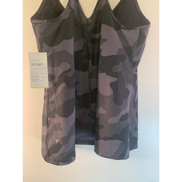 OLD NAVY ACTIVE Women’s GoDry Camo Athletic Top / Size: Large - Picture 9 of 9